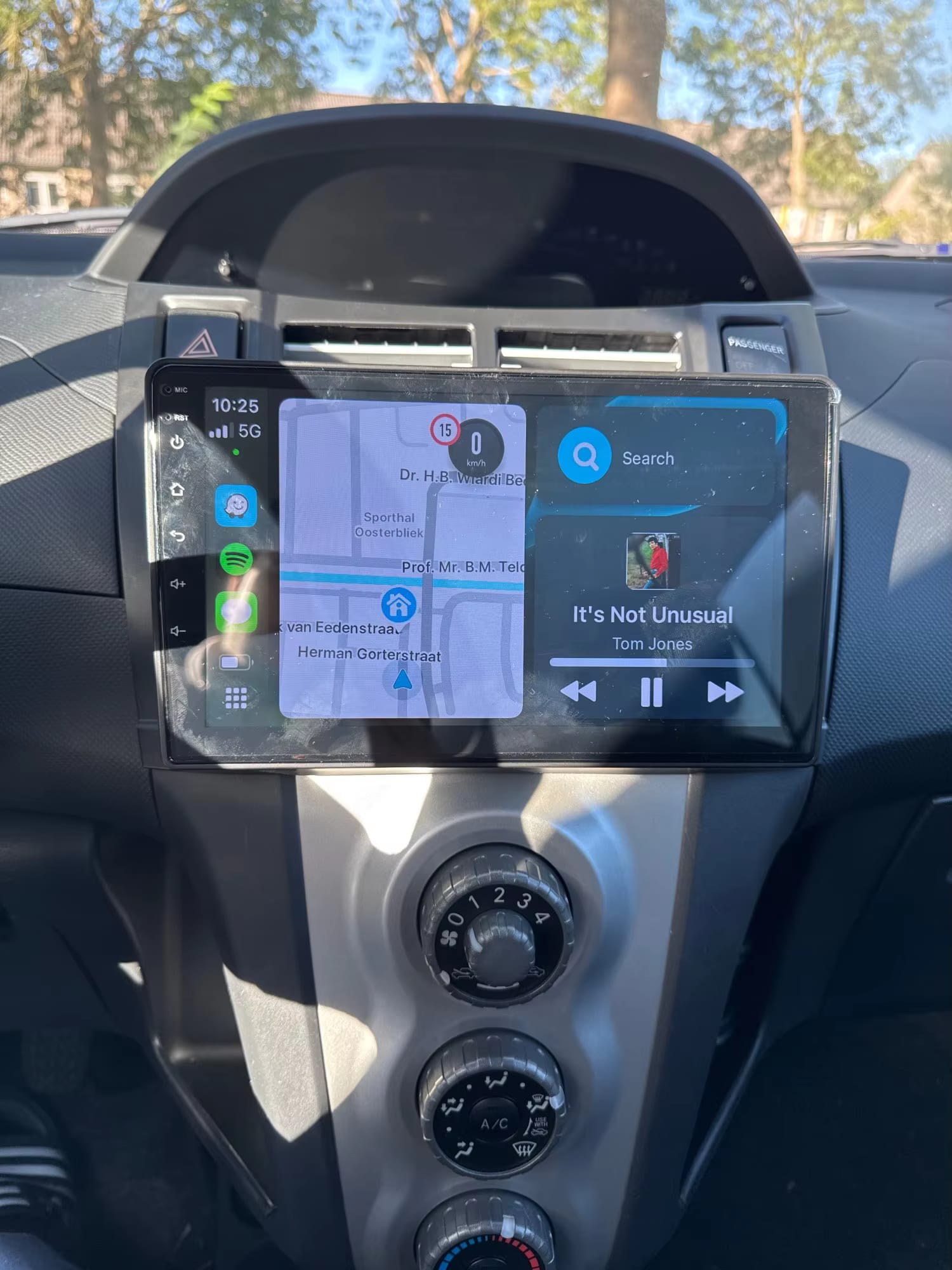 Autoradio Android per Toyota Yaris (2005-2012) — installata nella plancia