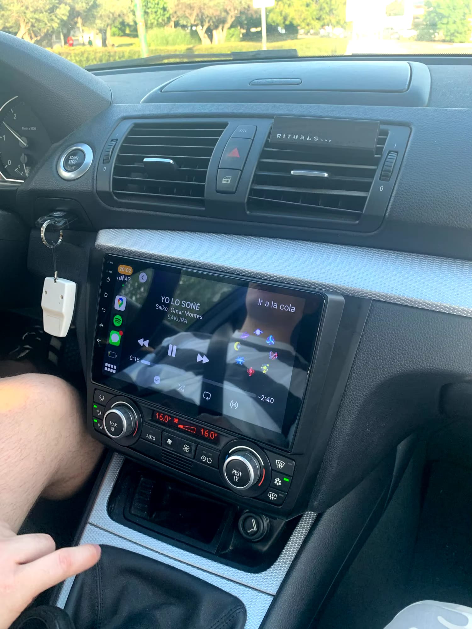 Autoradio Android per Autoradio Android BMW Serie 1 E81/E82/E87 (2004–2013) — installata nella planc