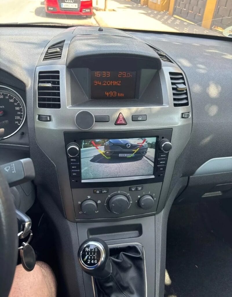 Autoradio Android per Opel Astra, Corsa, Meriva, Vivaro — mascherina dedicata