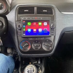 Autoradio Android per Fiat Grande Punto (2007-2012) — installata nella plancia