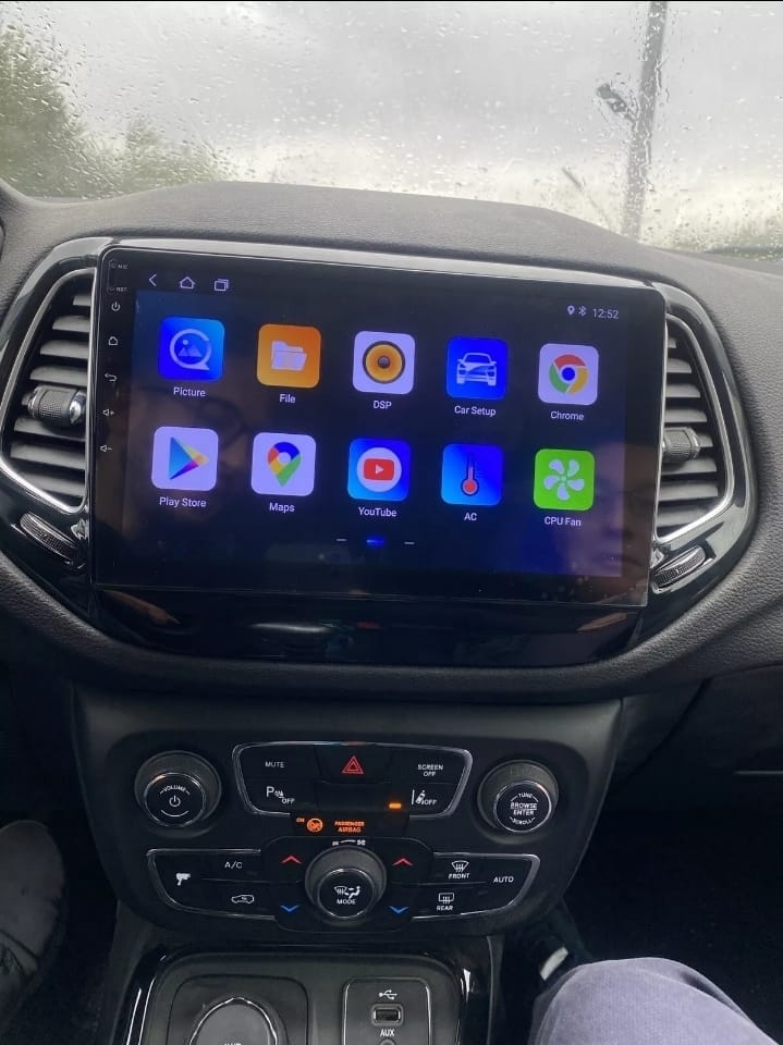 Autoradio Android per Jeep Compass (2007-2009) — installata nella plancia
