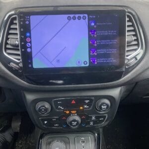 Autoradio Android per Jeep Compass (2007-2009) — dettaglio schermo touch