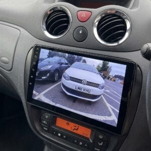 Autoradio Android per Citroen C2 C3 (2001-2010) — dettaglio schermo touch