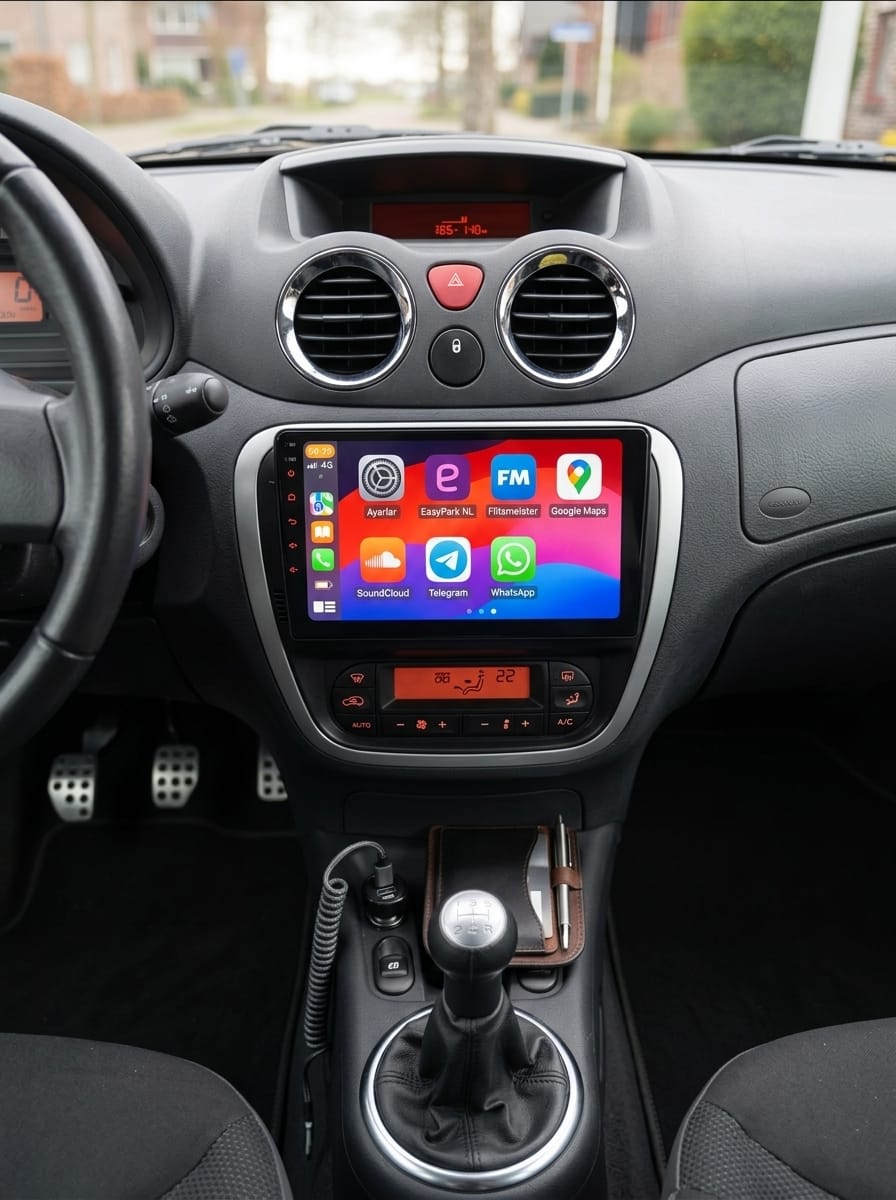Autoradio Android con CarPlay per Citroen C2 C3 (2001-2010) — vista frontale