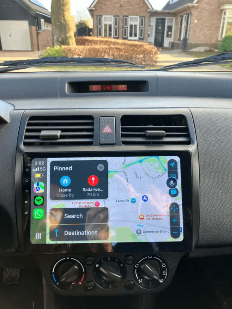 Autoradio Android per Suzuki Swift 3 (2003-2010) — dettaglio schermo touch