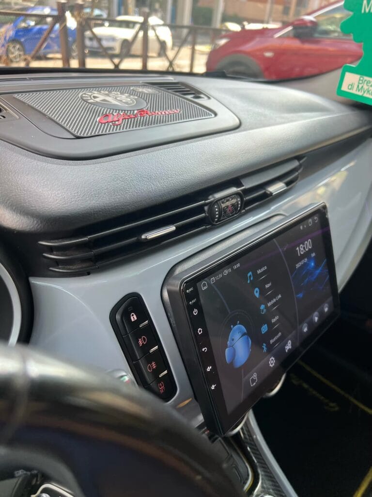 Autoradio Android per Alfa Romeo Giulietta (2015-2020) 9" | CarPlay Wireless, GPS, DSP