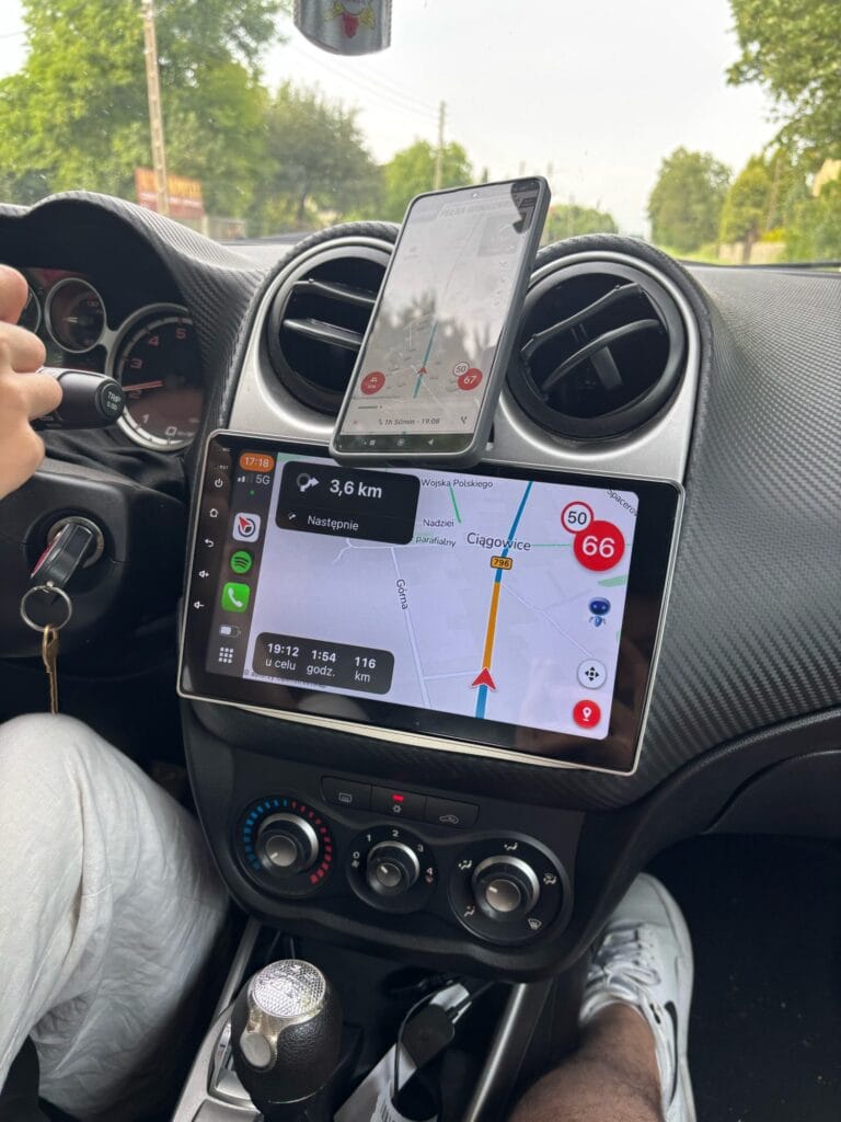 Autoradio Android per Alfa Romeo MiTo (2008-2018) — dettaglio schermo touch