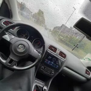Autoradio Android per VW Golf 6 (2008-2016) — installata nella plancia