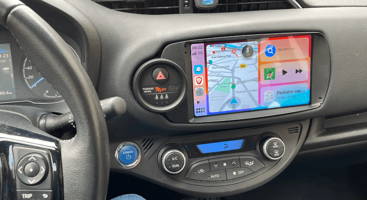 Autoradio Android per Toyota Yaris (2012-2017) — dettaglio schermo touch