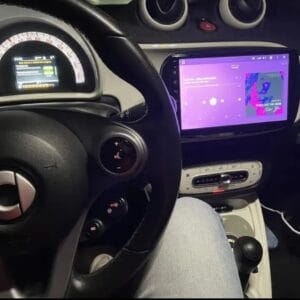 Autoradio Android per Smart 453 Forfour e Fortwo (2014-2022) — dettaglio schermo touch