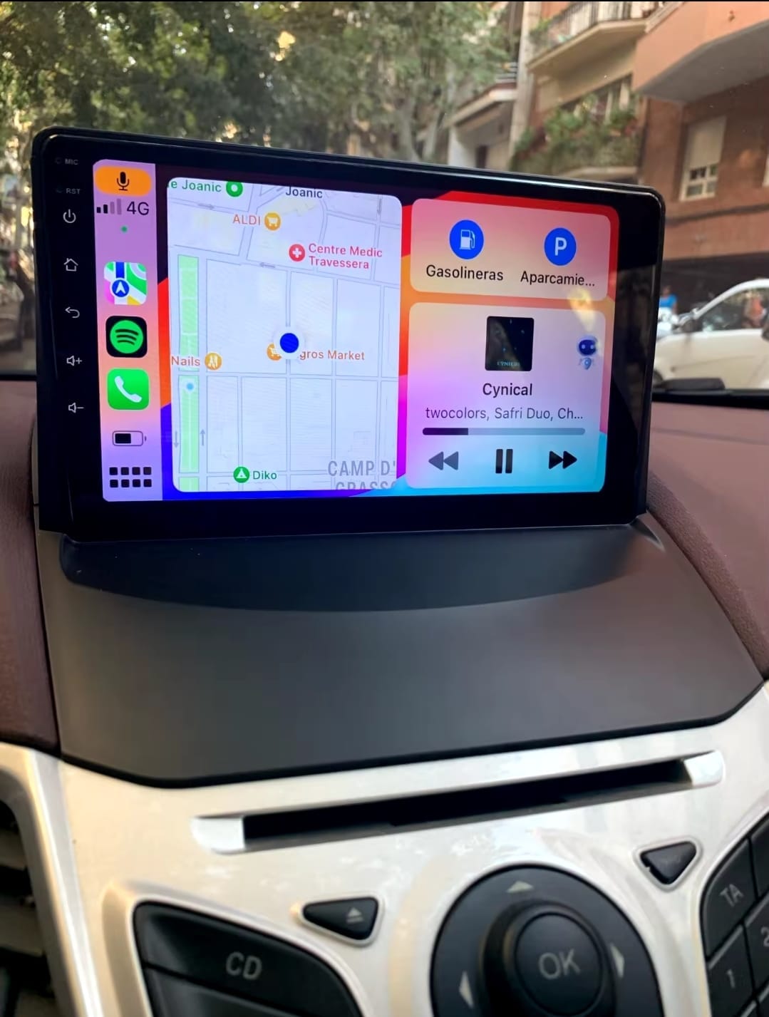 Autoradio Android per Ford Fiesta (2009-2017) — installata nella plancia