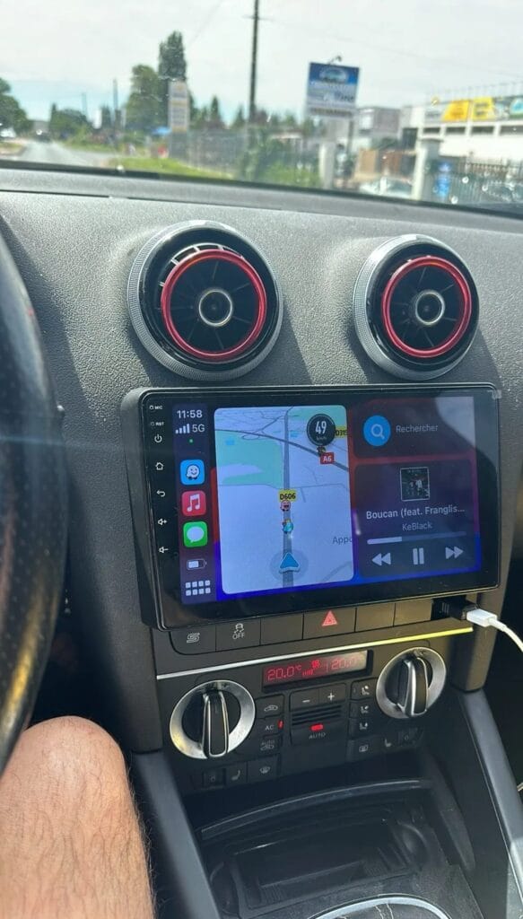 Autoradio Android per Autoradio Android Audi A3 Sportback (2003-2011) — dettaglio schermo touch