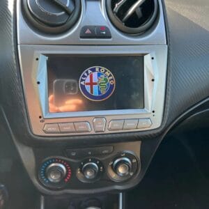Autoradio Android per Alfa Romeo MiTo (2008-2018) — installata nella plancia