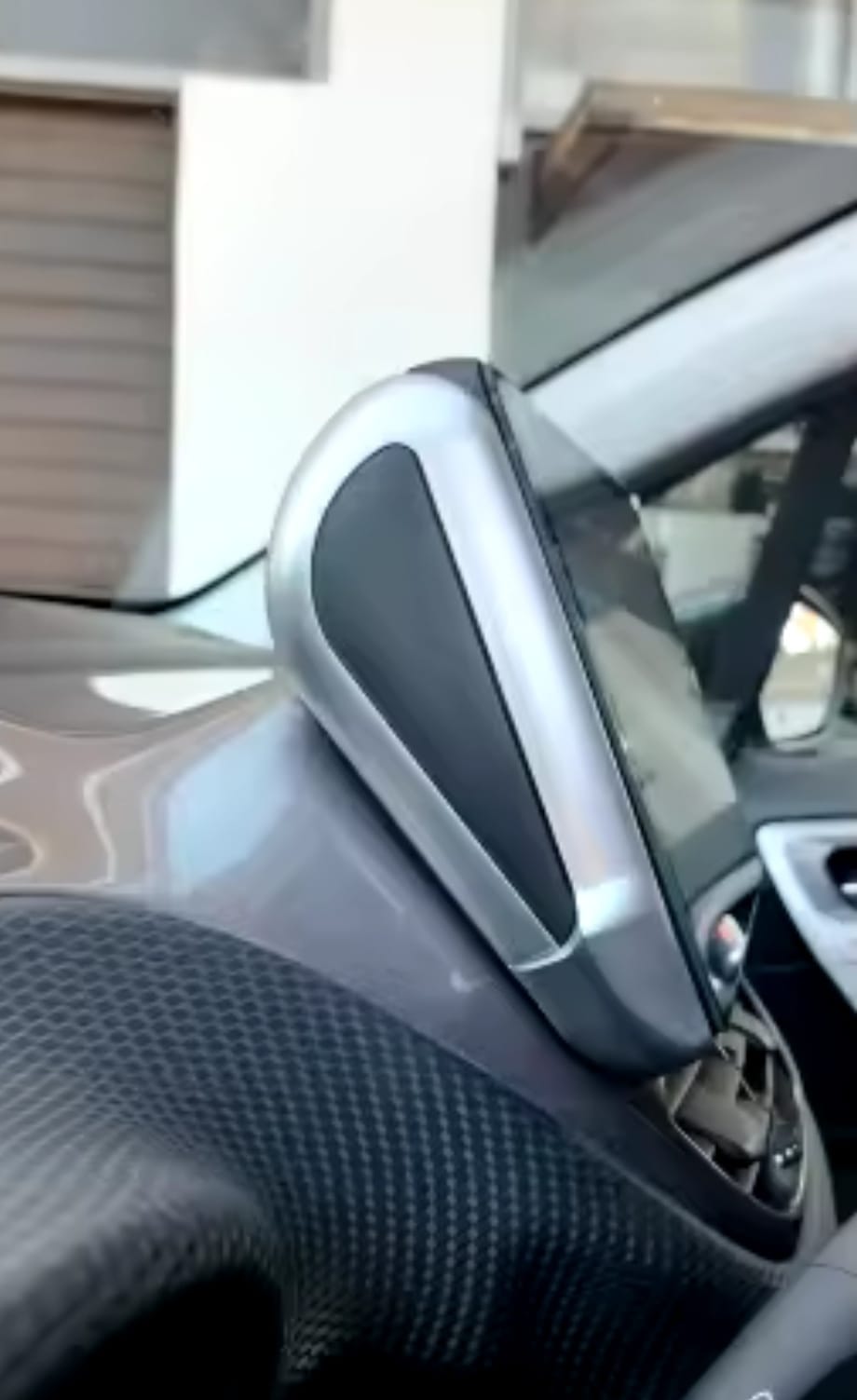 Autoradio Android per Peugeot 2008 e 208 (2012-2019) — retro dell'unità